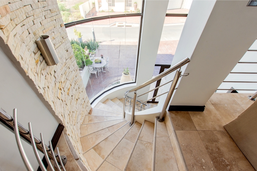 5 Bedroom Property for Sale in Calypso Beach Western Cape